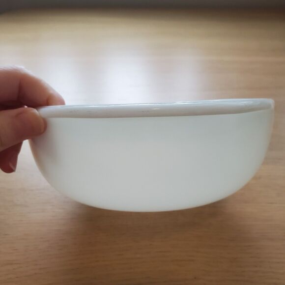 Vintage Pyrex 022 White Opal Casserole Dish With Lid - Picture 6 of 15